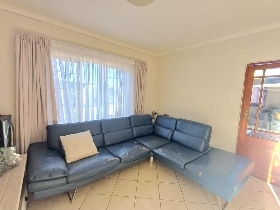 3 Bedroom Property for Sale in Hillside Free State